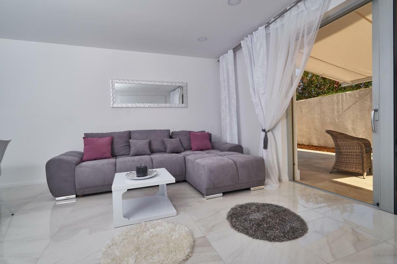 Brand New Apartment S & U دوبروفينك المظهر الخارجي الصورة