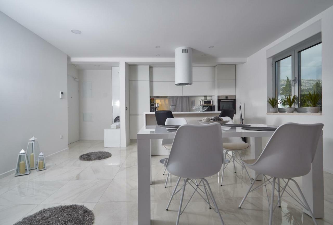 Brand New Apartment S & U دوبروفينك المظهر الخارجي الصورة