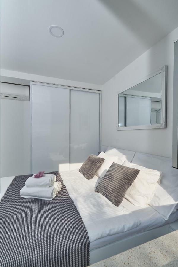 Brand New Apartment S & U دوبروفينك المظهر الخارجي الصورة